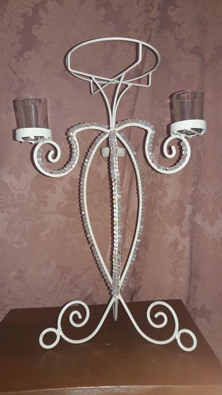 Candelabro Branco com Pedra e 3 Velas Candelabro Branco com Pedra e 3 Velas