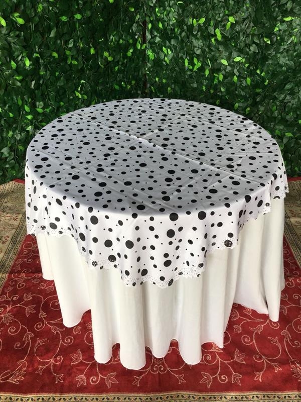 Cobre Mancha Branco com Bolinhas Pretas Variadas Cobre Mancha Branco com Bolinhas Pretas Variadas