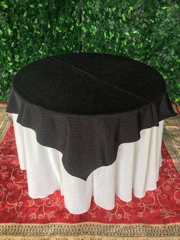 Cobre Mancha Preto com Detalhes Cobre Mancha Preto com Detalhes