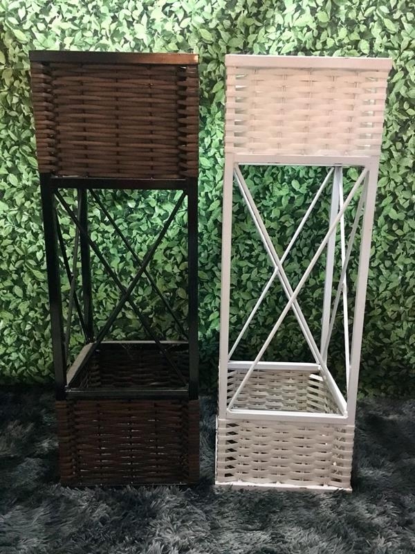 Coluna de Ferro com Rattan