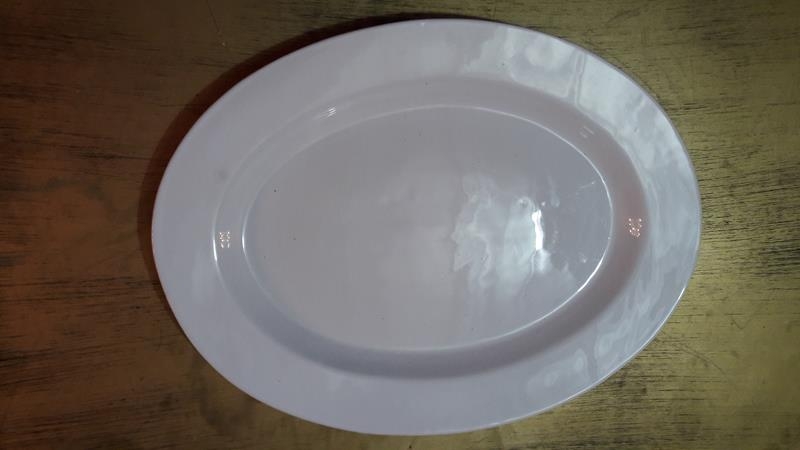 Saladeira de Porcelana Grande Oval Lisa Saladeira de Porcelana Grande Oval Lisa