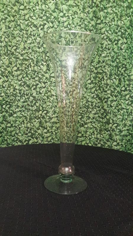 Taça Lírio com Nó Média Taça Lírio com Nó Média
