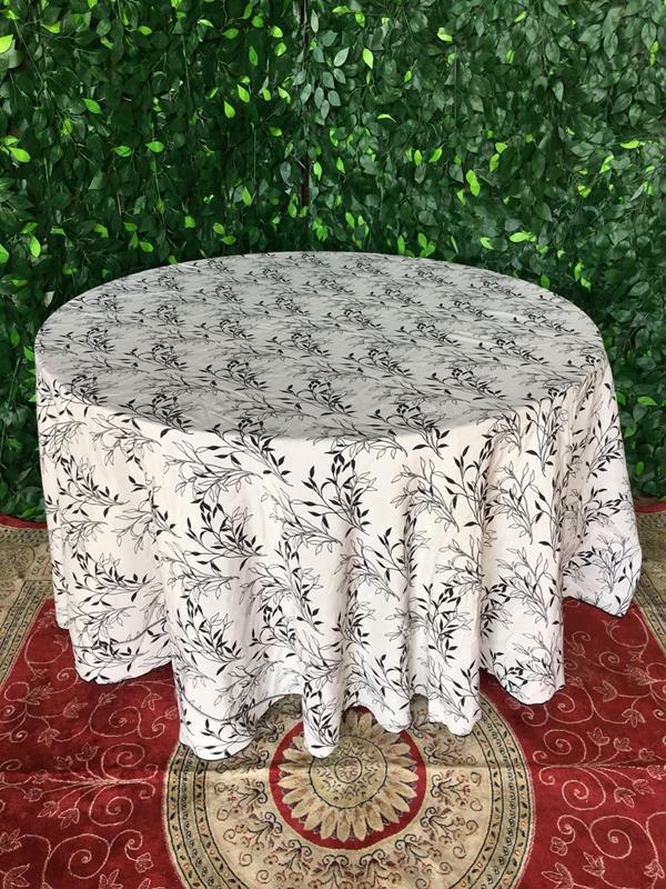 Toalha Longa Jacquard Branca com Detalhes para 8 Lugares Toalha Longa Jacquard Branca com Detalhes para 8 Lugares