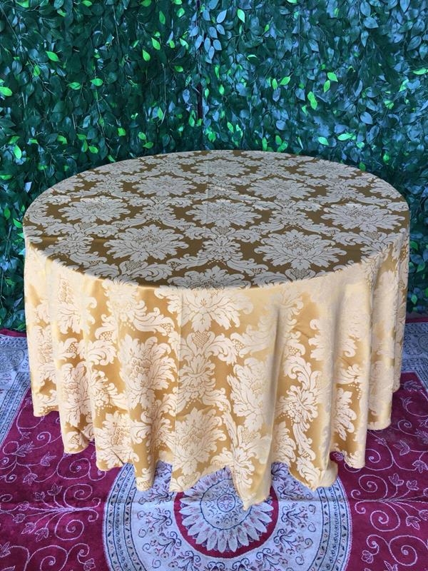 Toalha Longa Jacquard Dourada para 8 Lugares Toalha Longa Jacquard Dourada para 8 Lugares