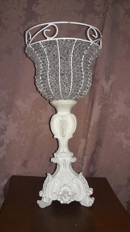 Vaso Pé de Resina Médio Branco com Pedras Vaso Pé de Resina Médio Branco com Pedras