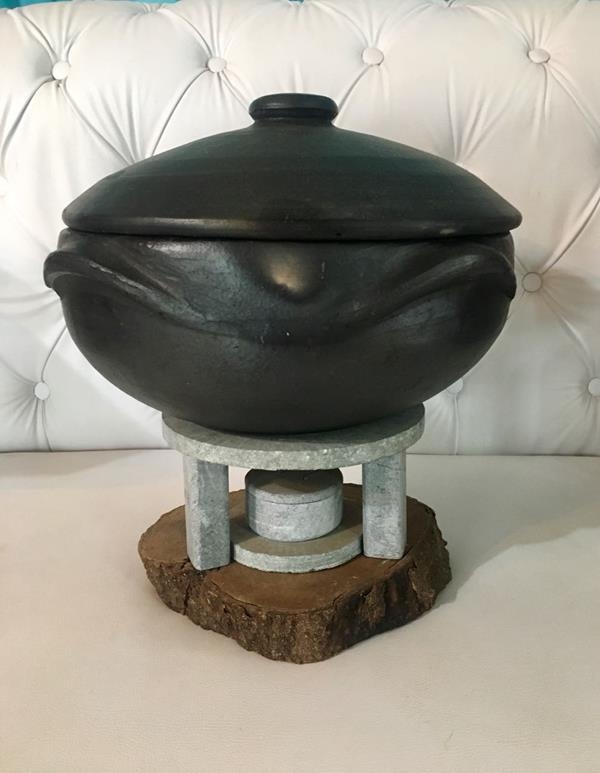 Panela de Barro Média com Espiriteira Panela de Barro Média com Espiriteira